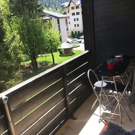 Face Au Mont Blanc Apartament *